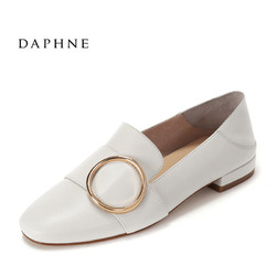 Daphne/达芙妮17休闲平底浅口单鞋 时尚金属扣饰低跟女鞋