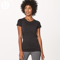 lululemon丨Swiftly Tech 女士短袖圆领 T 恤 LW3MEBB