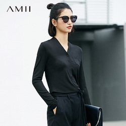 amii极简港味复古T恤女2018春装新款修身v领长袖纽扣莫代尔打底衫