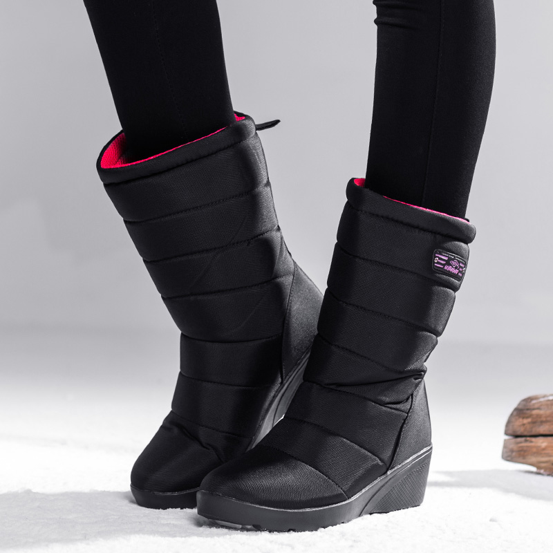 谊嘉宝冬季新款高筒雪地靴 坡跟防滑女厚底 时尚靴女款加绒棉靴子